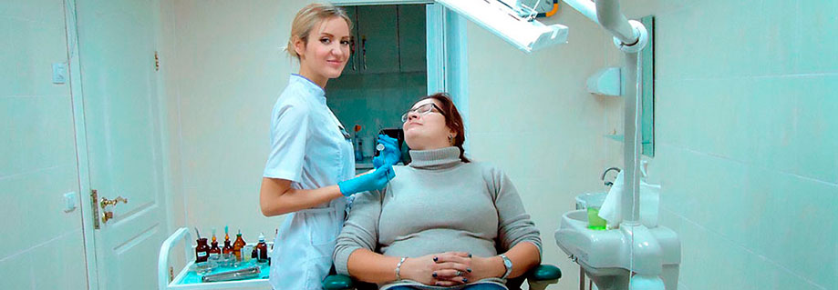 прийом лікаря - стоматолога на Оболони лікар-стоматолог